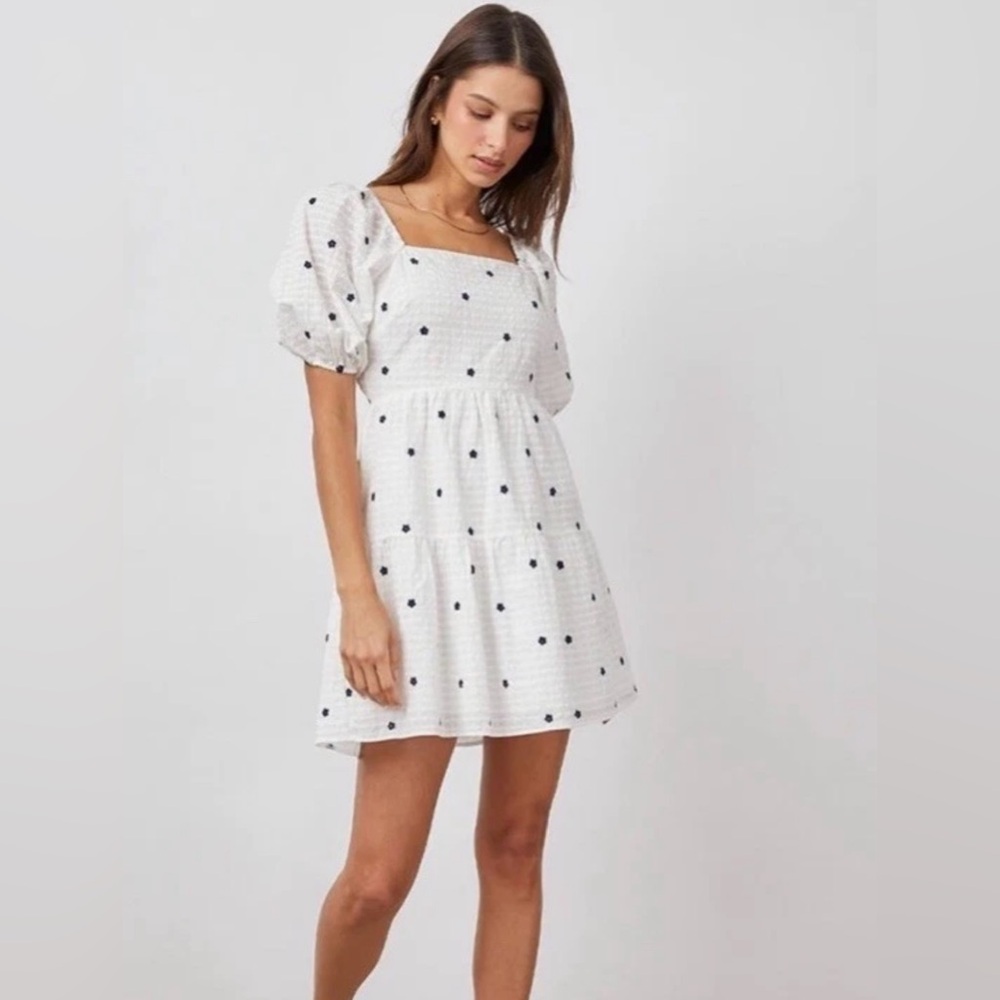 Rails Selene White Floral Boho Embroidered Seersucker Dress size Medium